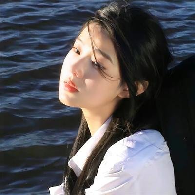 海坐下来时没有风